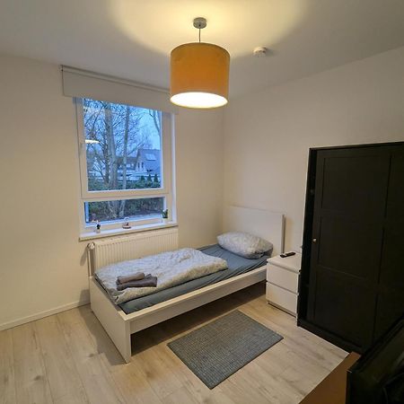 Moderne Wohnung Im Erdgeschoss Mit Terrasse I Ruhige Umgebung Bremerhaven Buitenkant foto
