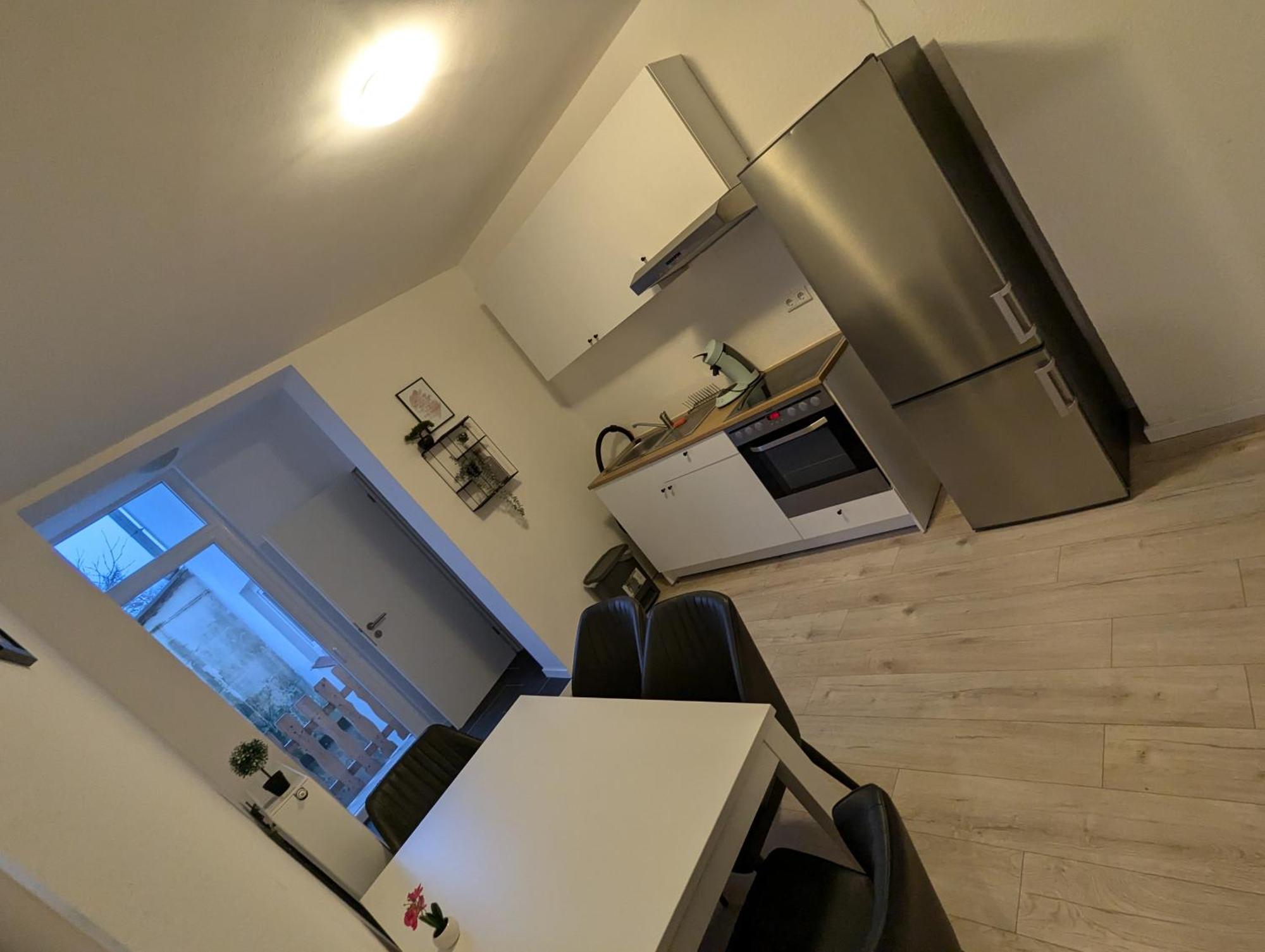 Moderne Wohnung Im Erdgeschoss Mit Terrasse I Ruhige Umgebung Bremerhaven Buitenkant foto